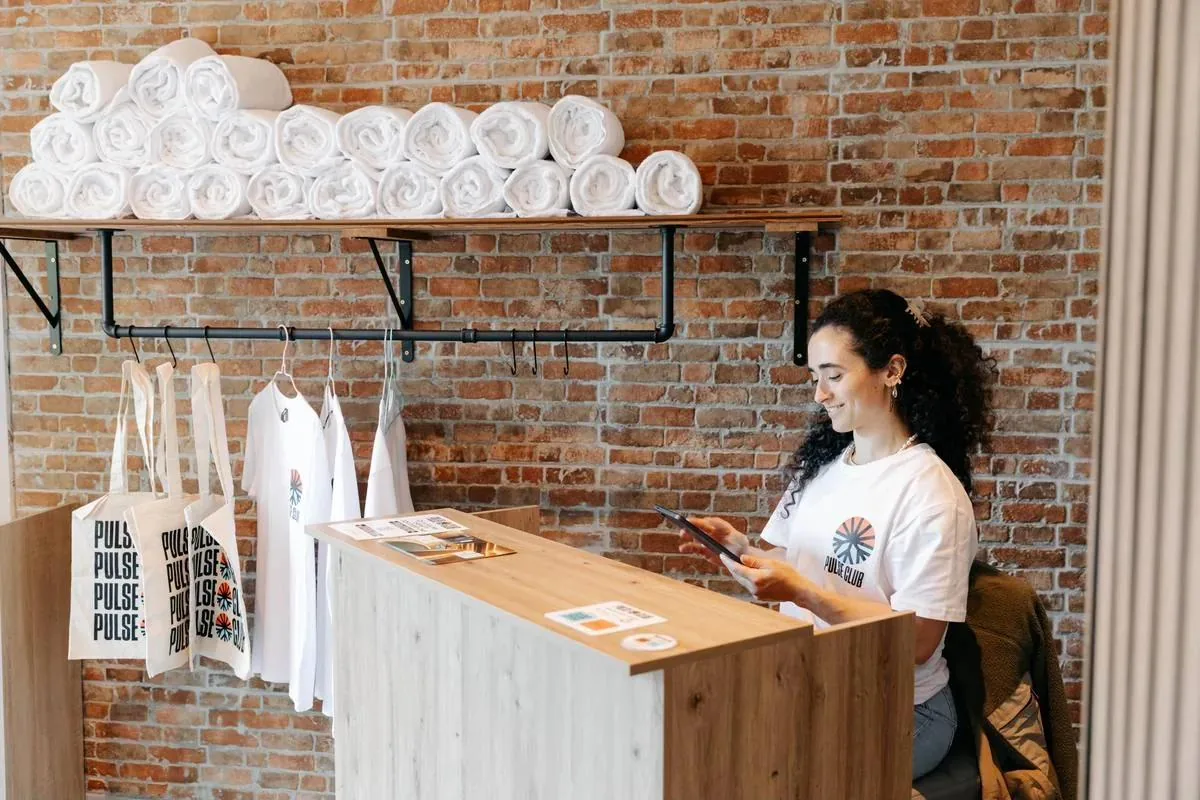 Booking made easy at the Pulse Club front desk